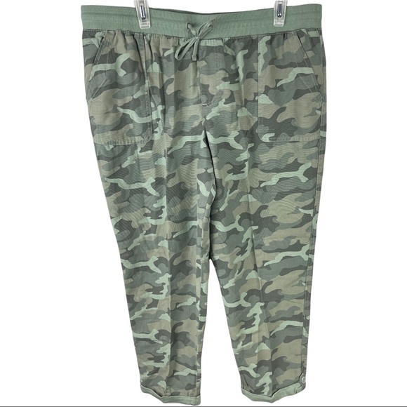 Maurices Plus Size Camo Weekender Pant 